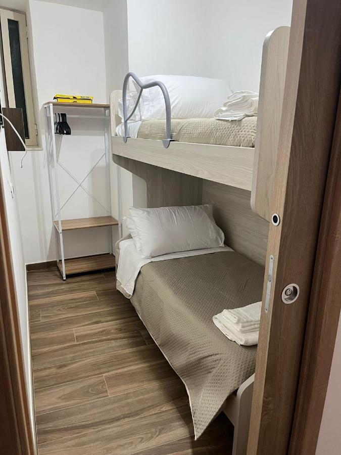 Centro Stabia Apartment กาสเตลลัมมาเร ดิ สตาเบีย ภายนอก รูปภาพ