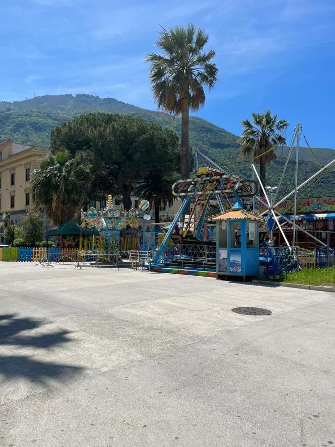 Centro Stabia Apartment กาสเตลลัมมาเร ดิ สตาเบีย ภายนอก รูปภาพ