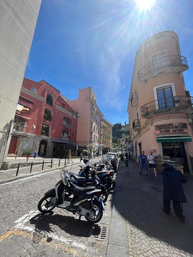 Centro Stabia Apartment กาสเตลลัมมาเร ดิ สตาเบีย ภายนอก รูปภาพ