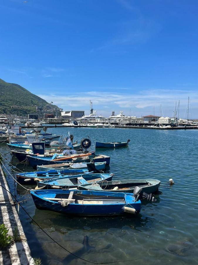 Centro Stabia Apartment กาสเตลลัมมาเร ดิ สตาเบีย ภายนอก รูปภาพ