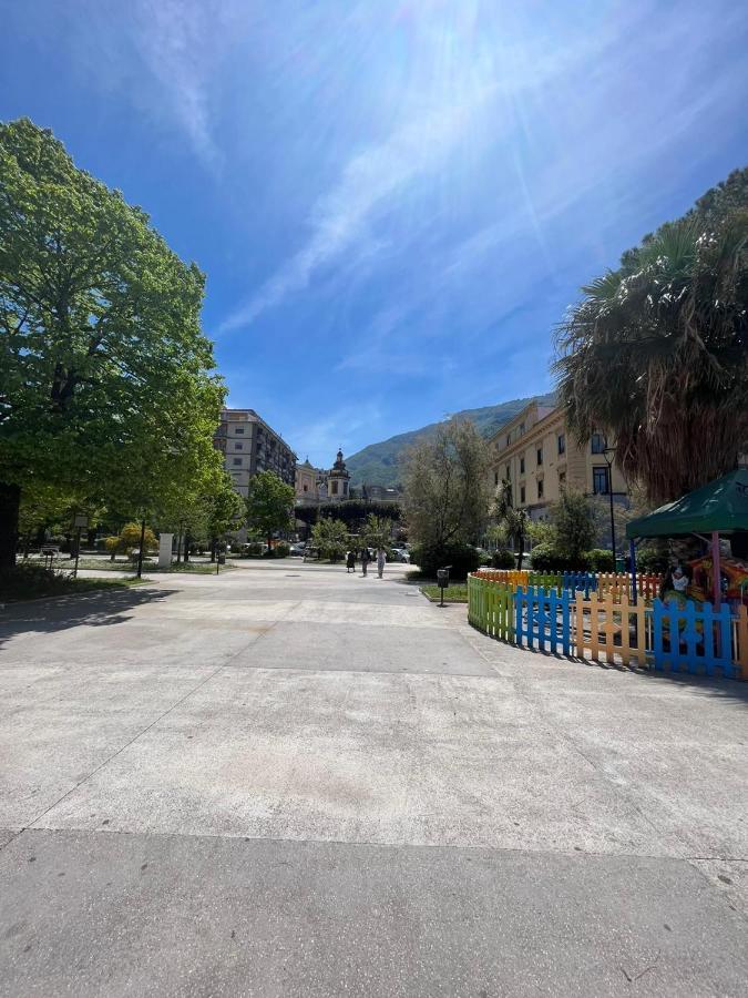 Centro Stabia Apartment กาสเตลลัมมาเร ดิ สตาเบีย ภายนอก รูปภาพ