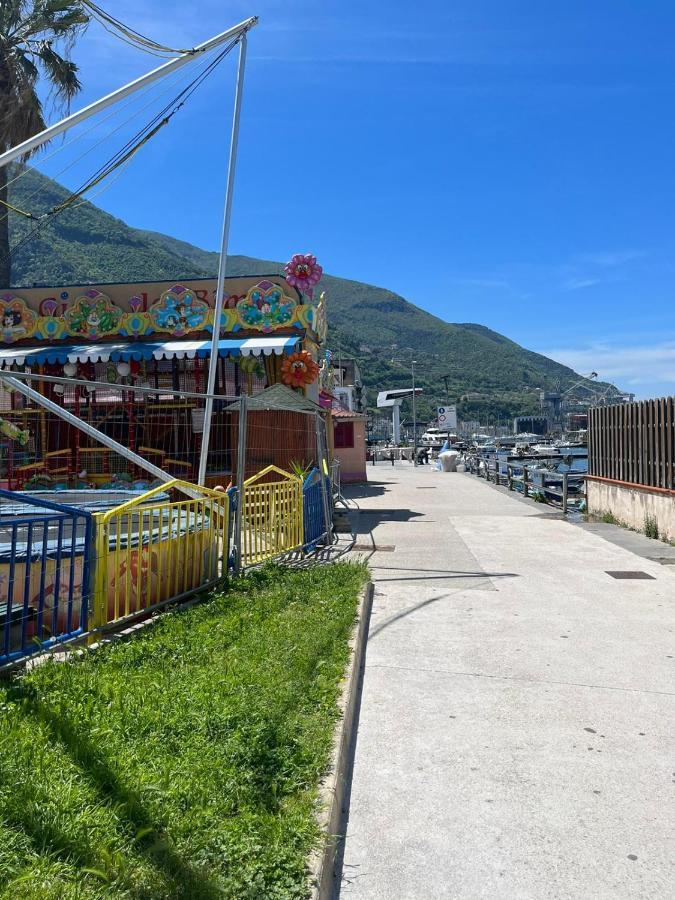 Centro Stabia Apartment กาสเตลลัมมาเร ดิ สตาเบีย ภายนอก รูปภาพ